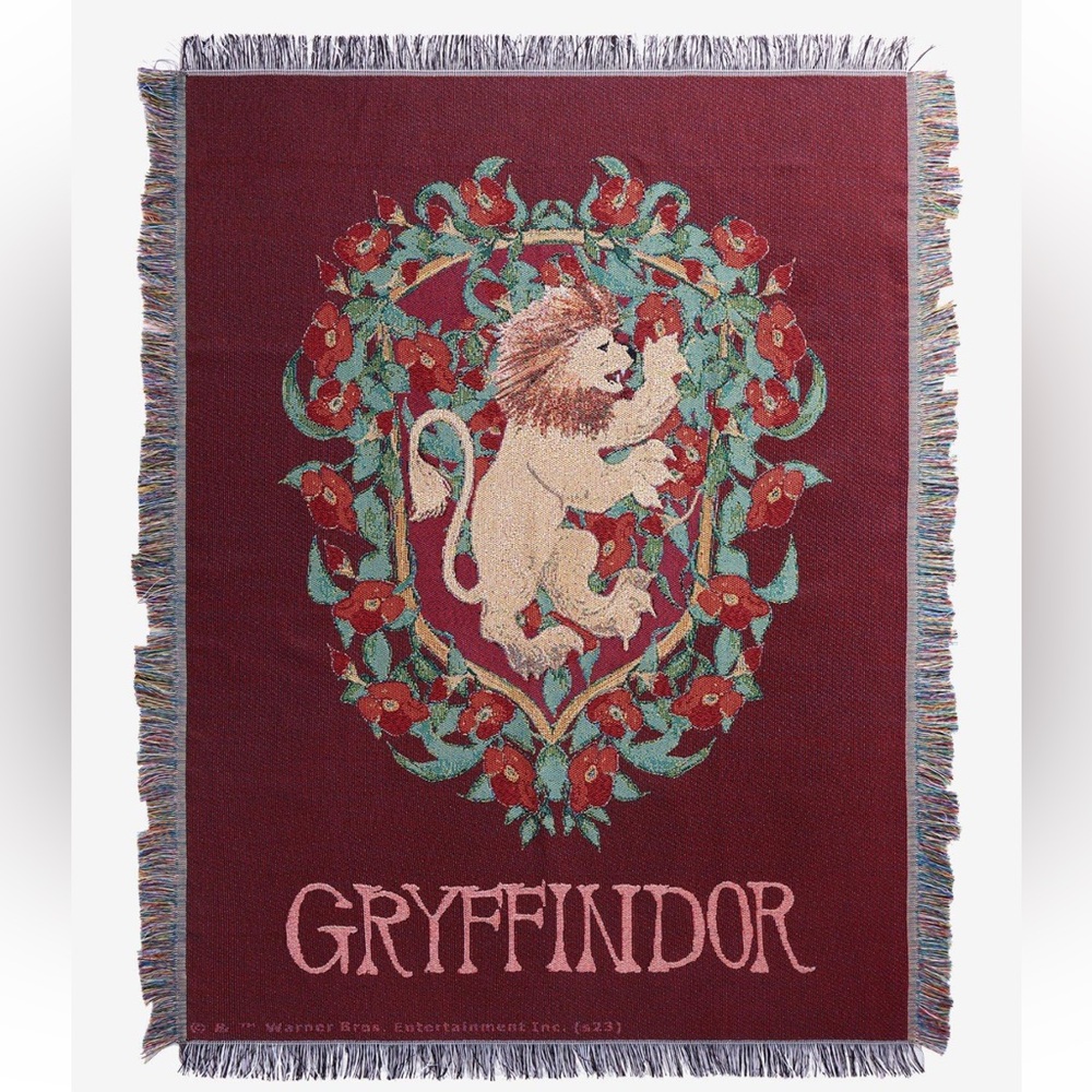 Harry Potter Gryffindor Tapestry Throw Blanket Boxlunch
